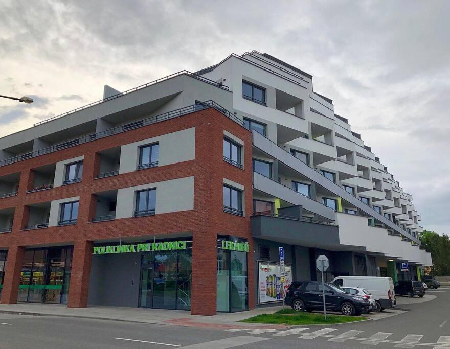 Apartman Soul 200 M Do Centra S Private Parking Free Košice Exterior foto